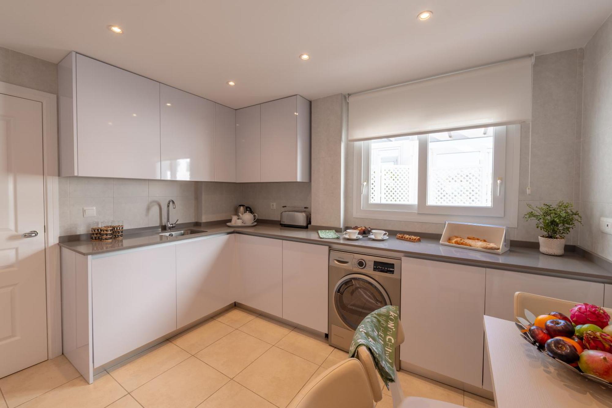 Wonderful Penthouse 3 Bedrooms In Puerto Banus -marbella Marbella