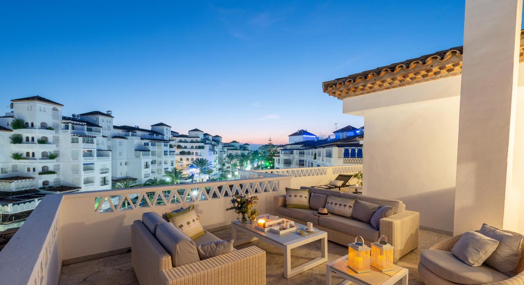 Wonderful Penthouse 3 Bedrooms In Puerto Banus -marbella Apartament