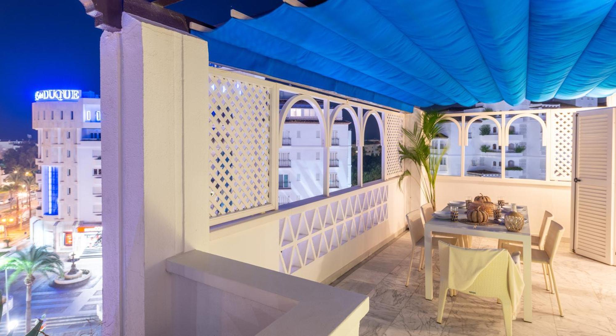Wonderful Penthouse 3 Bedrooms In Puerto Banus -marbella *